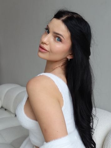 Поліна Грабова